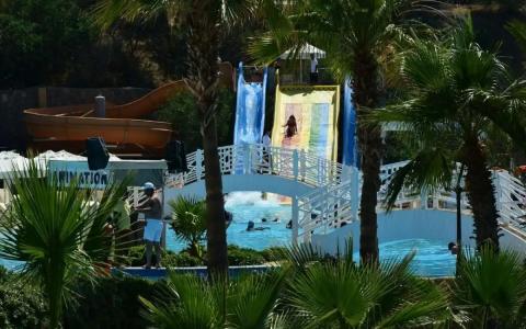 Acapulco Resort - 13