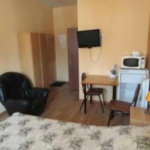 Parkovaya 9 Gostinitsa - 81