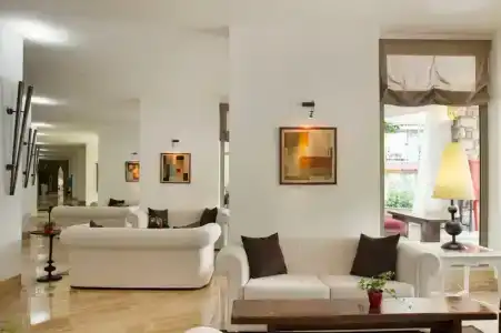 Marti la Perla - Adult Only+16 - 16