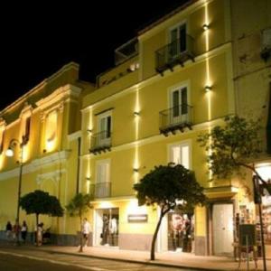 Palazzo Tritone & Abagnale - 0
