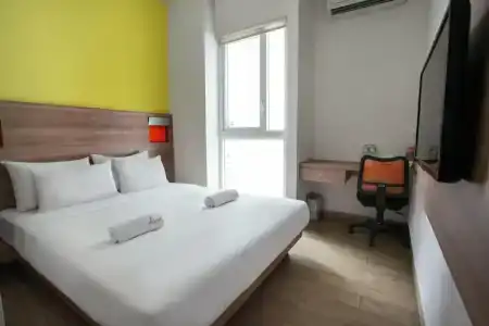 LeGreen Suite Sudirman - 37