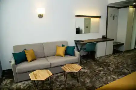 Best Western PLUS Premium Inn - 93