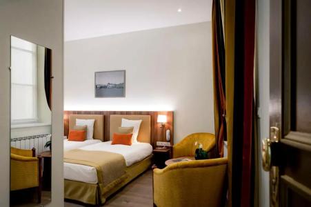 Le Phénix Hôtel - 94