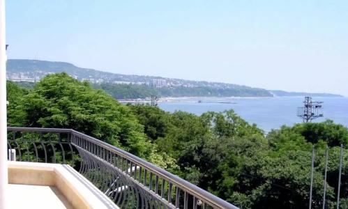 Panorama - Free EV Charging Station - 15