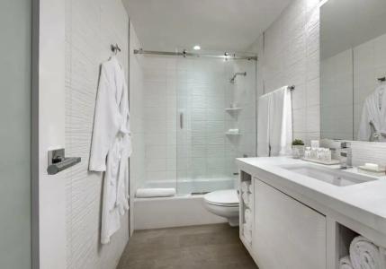 Huntley Santa Monica Beach - 93