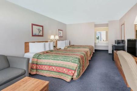 Ramada Encore By Wyndham Tangier - 71