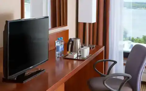 Holiday Inn, an IHG - 39