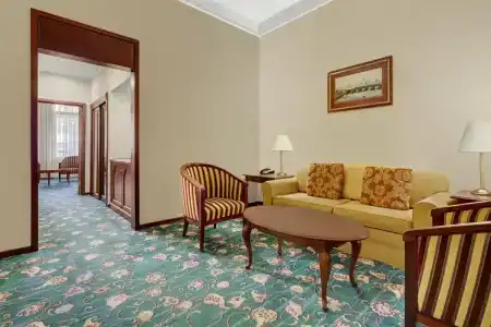 Moscow Marriott Tverskaya - 7