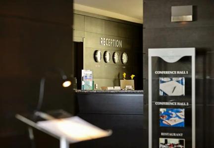 Rosslyn Central Park Sofia - 70