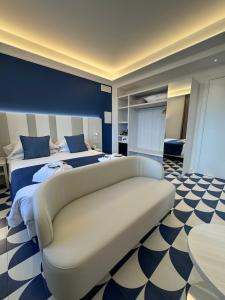 Central Wellness - 72