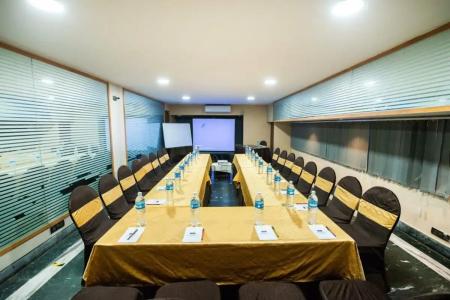 Bangalore Gate & Conferences - 72