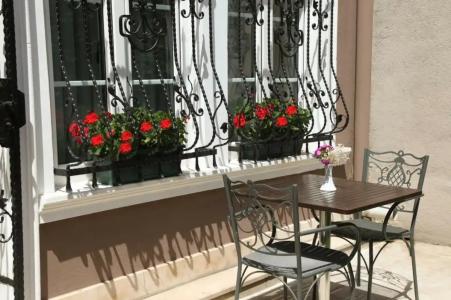 Almina Guest House - 36