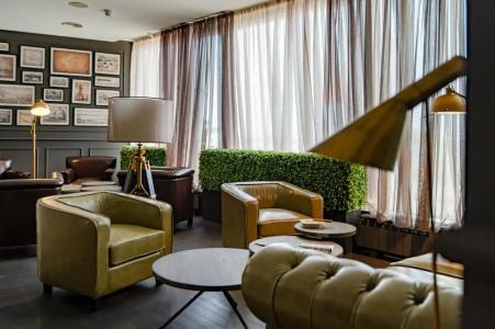 Panorama - Free EV Charging Station - 44