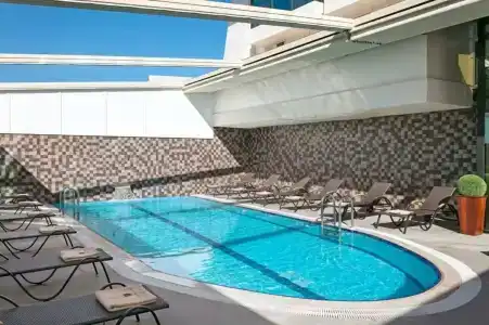 B Business & Spa - 4