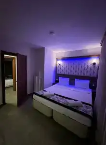 Dolphin Apart & - 38