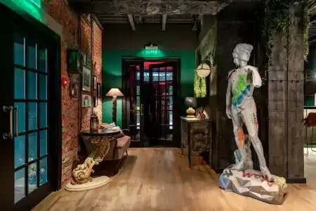 Vertical Boutique, BW Signature Collection Apart-hotel - 5