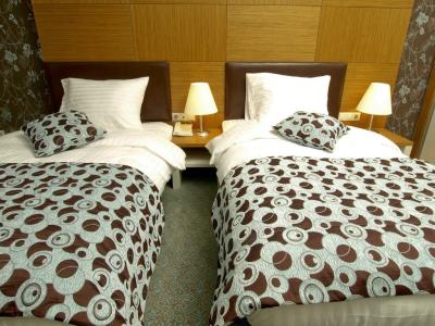 Grand Nur Plaza - 34