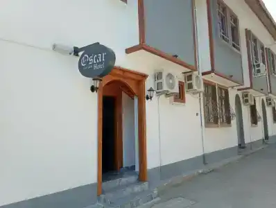Oscar Boutique - 33