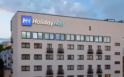 Holiday Inn, an IHG - 32
