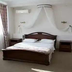 на Набережной - 99