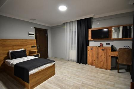 Sandal Otel - 37