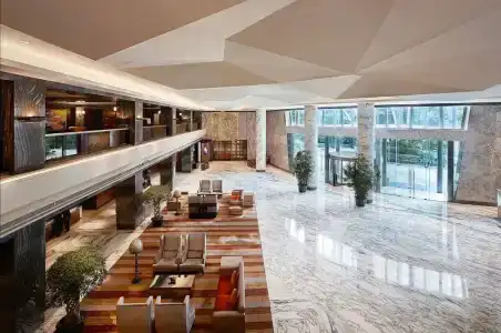 Hilton Shanghai Hongqiao - 7