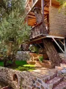 Turan Hill Lounge - 1