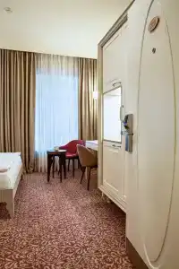 Ratonda Centrums - 90