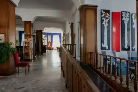 Grand Excelsior - 13