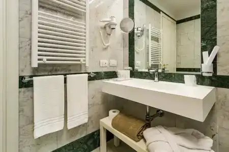 Seawater Bio & Beauty Spa - 6