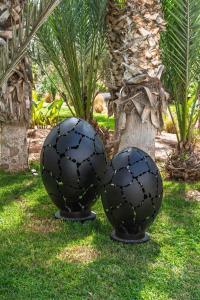 Palais Namaskar - 19