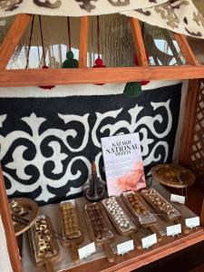 The Ritz-Carlton, - 68