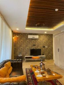 WOO Town Suites - 51