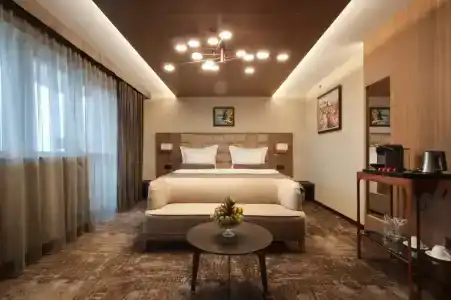 & Casino Cherno More - 11