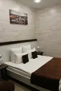 Red Fox na Vzlotnoy 2e - 28