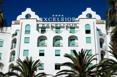 Grand Excelsior - 7