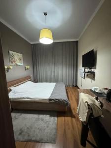 MAXX inn - 1