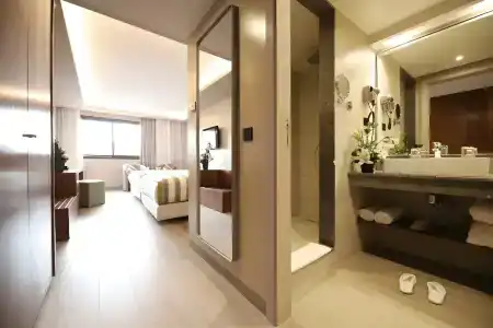 Kenzi Rose Garden - 11