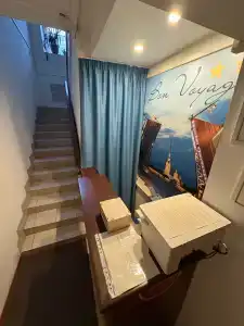 Simple Bon Voyage - 8