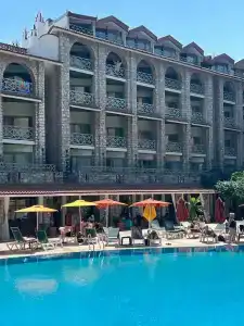 Marti la Perla - Adult Only+16 - 48