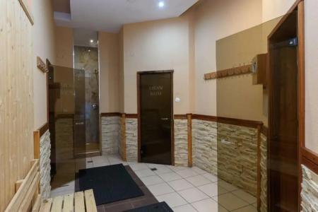 St George Ski & Holiday - Half Board - 95