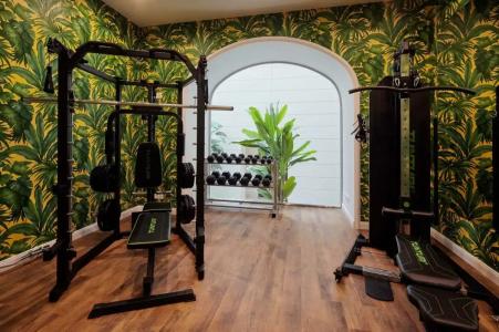 Mystery Budapest, Preferreds & Resorts - 42