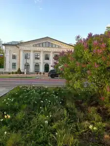 Akademicheskaya - 27