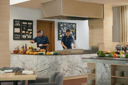 Fairfield by Marriott Bali Kuta Sunset Road - 12