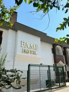Fame - 0