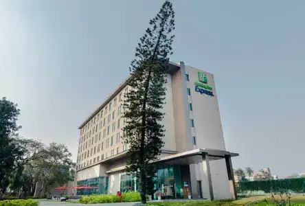 Holiday Inn Express Kolkata Airport, an IHG - 3