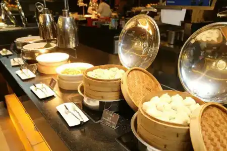 Courtyard by Marriott Shanghai Xujiahui - 4