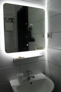 Red Fox na Vzlotnoy 2e - 27