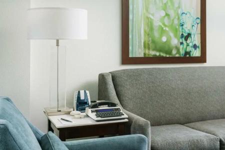 Embassy Suites by Hilton Orlando Lake Buena Vista Resort - 33