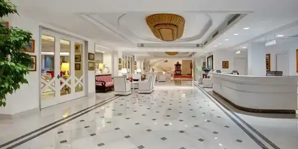 Grand Riviera - 2